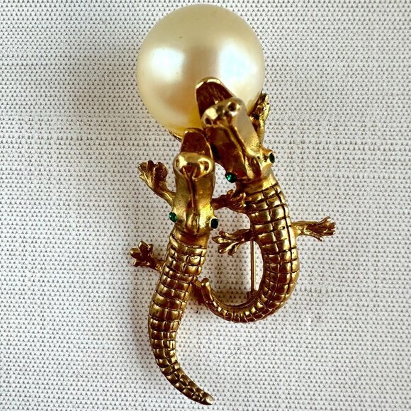 1960s Gold Alligator Brooch - Picture 2 of 10